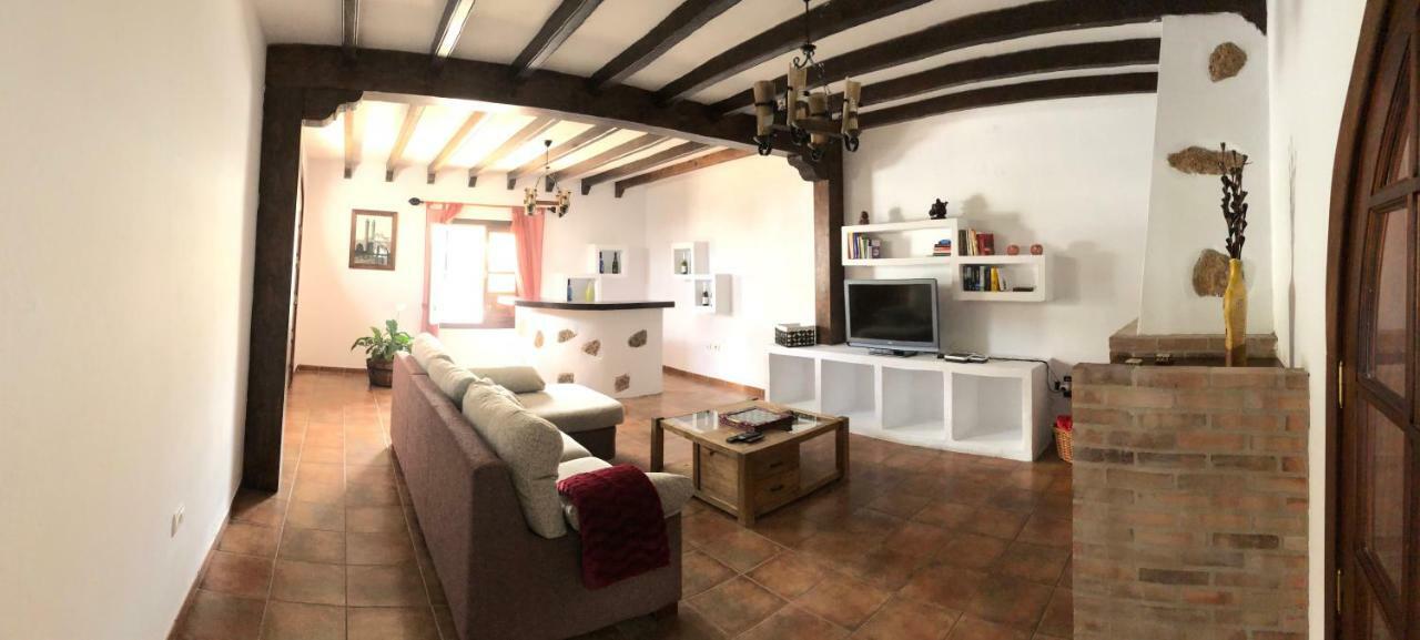 Villa Eva Тинахо Экстерьер фото