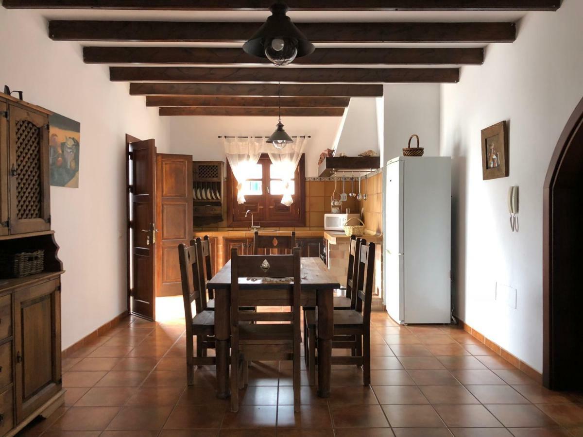 Villa Eva Тинахо Экстерьер фото
